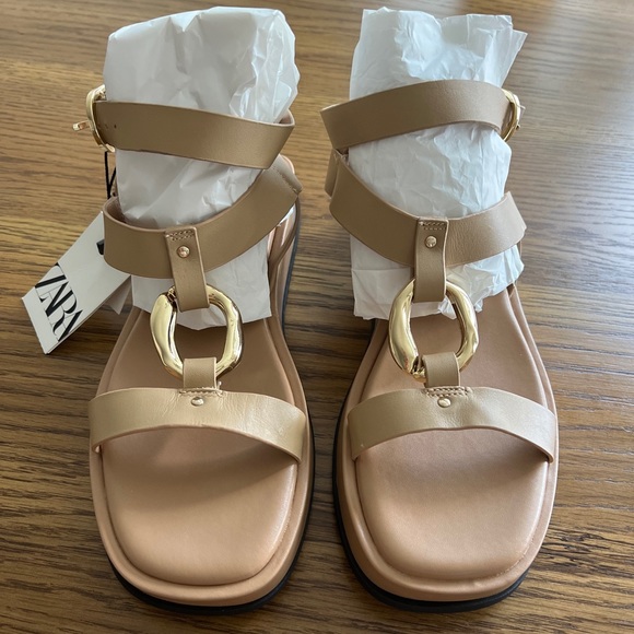 Zara BEIGE FLATFORM LEATHER SANDALS - Picture 4 of 11